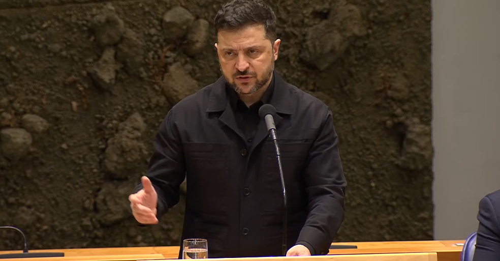 Зеленський заявив, що Росія щомісяця втрачає близько 30 тисяч військових у війні проти України